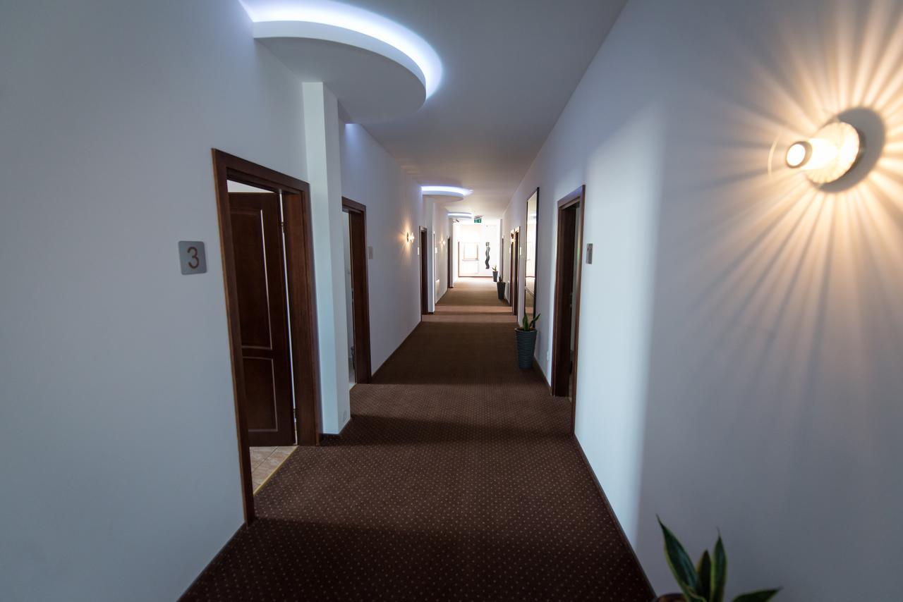 First Hotel Tczew Εξωτερικό φωτογραφία