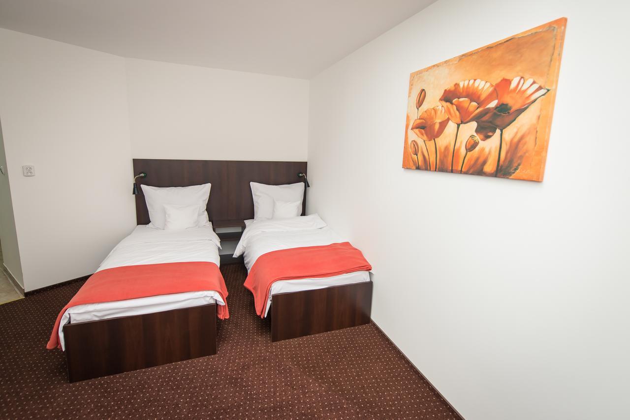 First Hotel Tczew Εξωτερικό φωτογραφία