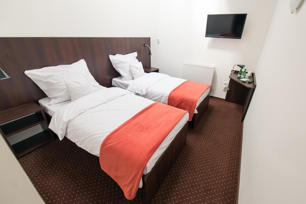 First Hotel Tczew Εξωτερικό φωτογραφία