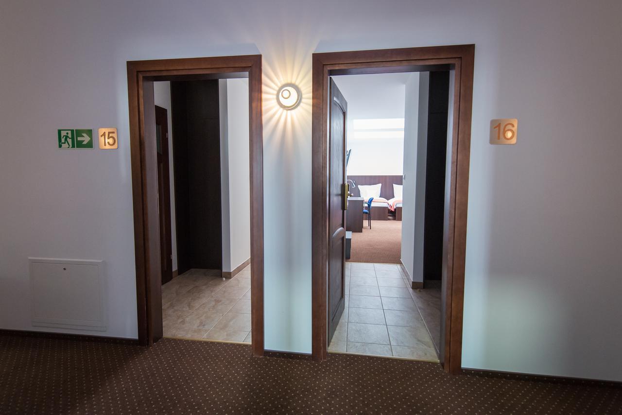 First Hotel Tczew Εξωτερικό φωτογραφία