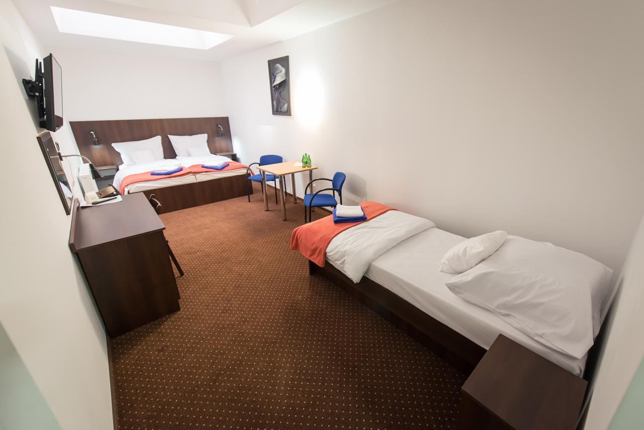 First Hotel Tczew Εξωτερικό φωτογραφία